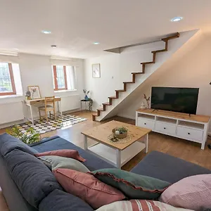 perfect-getaway-apartment-central-budapest.inbudapesthotels.com/