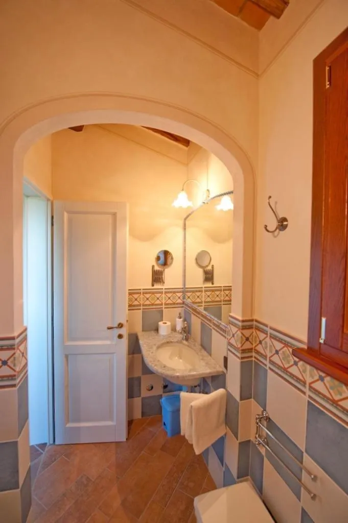 Agroturismo Podere Chiaromonte Palaia