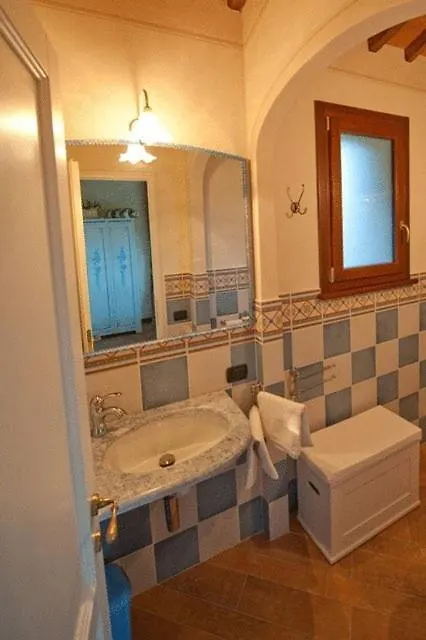 Podere Chiaromonte Palaia Farm stay